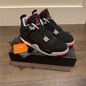 Air Jordan 4 Retro ‘Bred’
